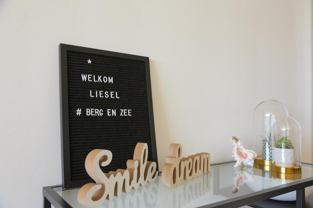 Vakantie-Appartement Berg & Zee Nieuwpoort Bagian luar foto